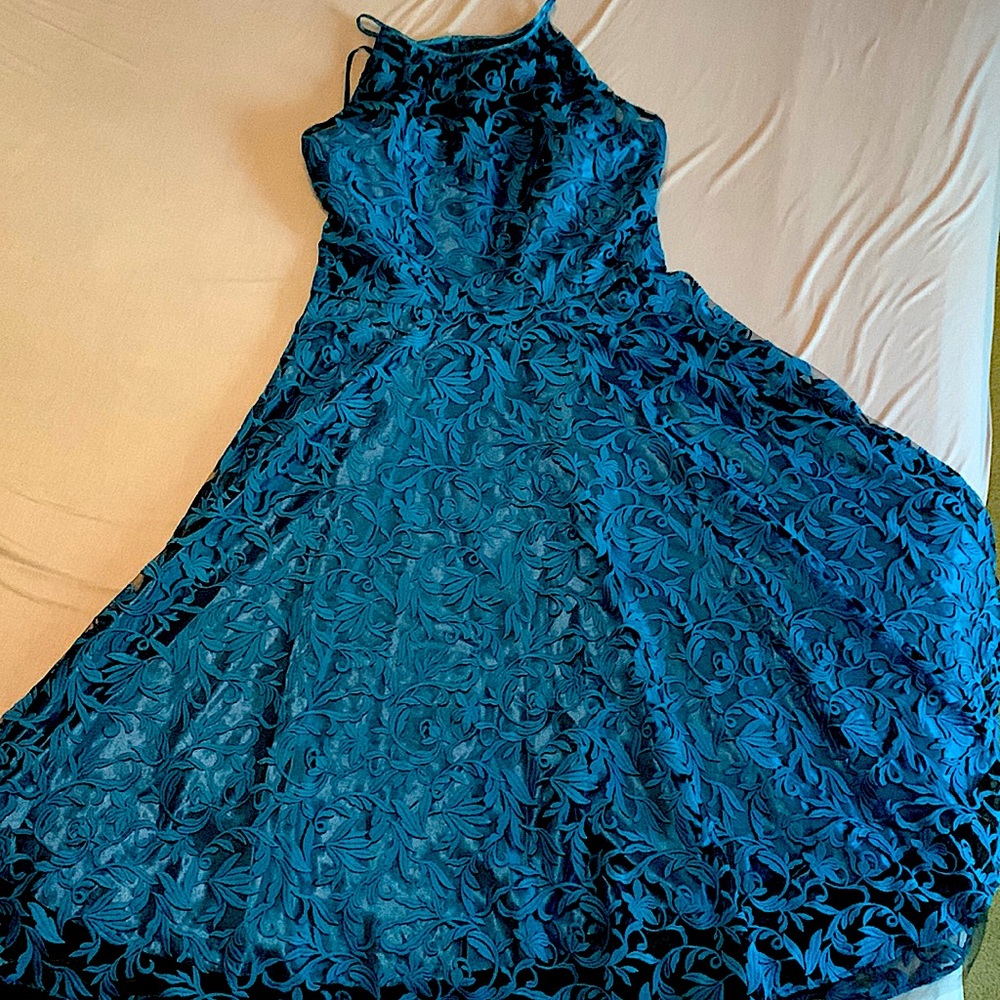 White House Black Market - Women’s Formal Dress